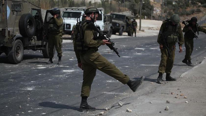 Iranpress: Zionist settlers attack Palestinian homes