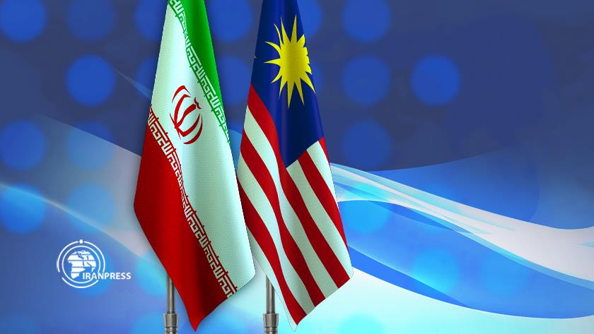 Iranpress: Iran, Malaysia discuss boosting economic ties  