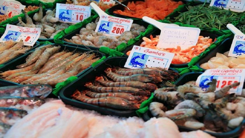 Iranpress: China finds coronavirus on packaging of Saudi shrimp