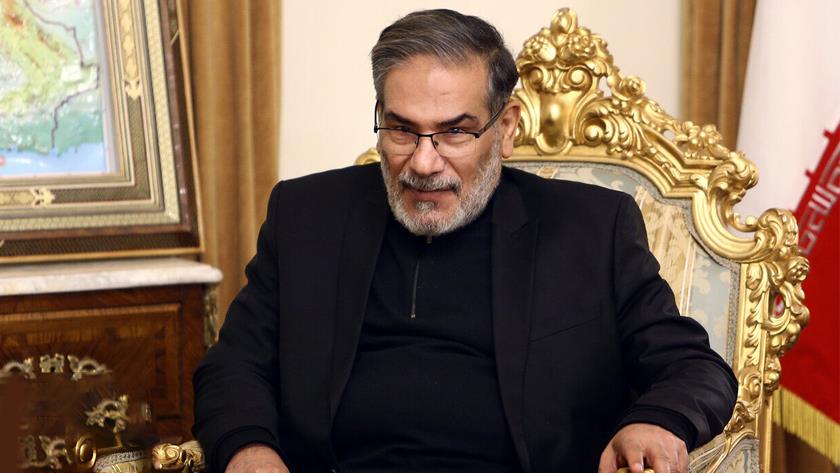 Iranpress: Iran’s Shamkhani warns against US’ increased mobility in region