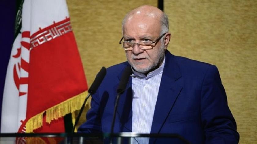 Iranpress: Zangeneh announces creation of new capacities for oil export