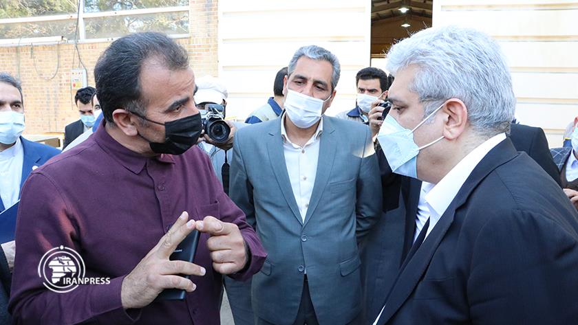 Iranpress: Iran unveils advanced homemade ventilator