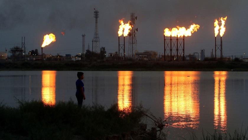 Iranpress: Iraq to halve oil product imports by end of year