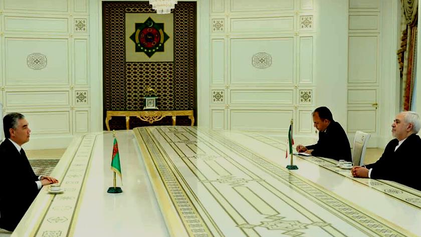 Iranpress: Turkmen president says Ashgabat determined to boost ties with Iran