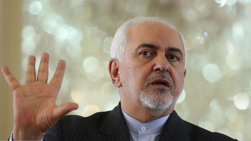 Iranpress: Nuclear terrorism not a good way to deal with Iran: FM Zarif 