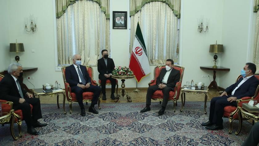 Iranpress: Vaezi: Iran-Azerbaijan Republic ties promoted to strategic level