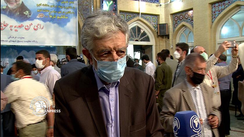 Iranpress: Haddad-Adel: Iranians hope for social change
