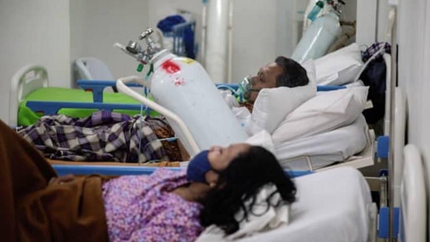 Iranpress: Parts of Indonesia are running out of hospital beds