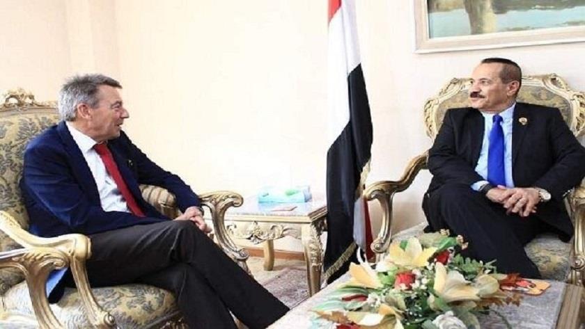 Iranpress: Yemeni Foreign Minister calls for pressuring aggressors to lift blockade