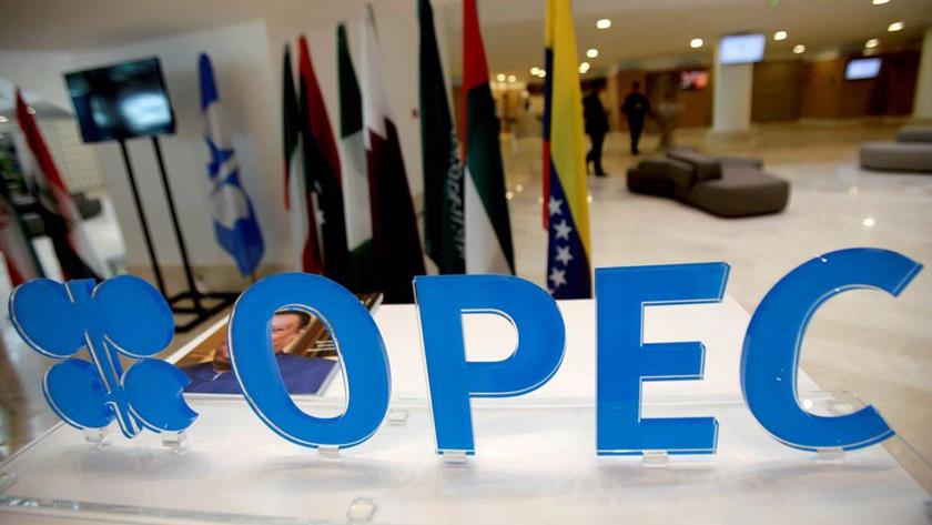 Iranpress: OPEC+ calls off oil output talks after Saudi-UAE dispute