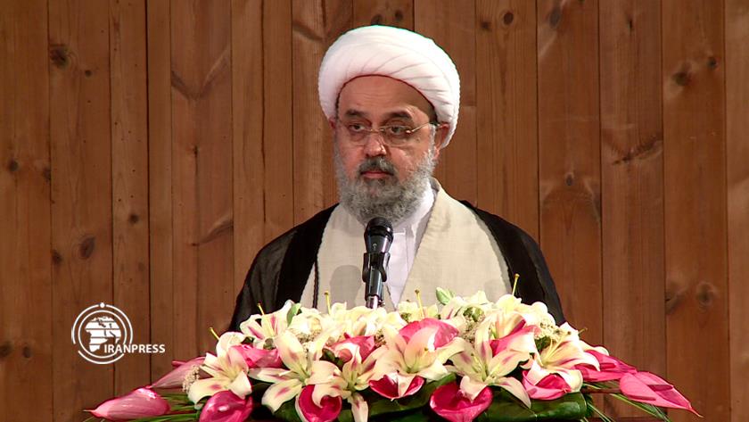 Iranpress: Tehran hosts int