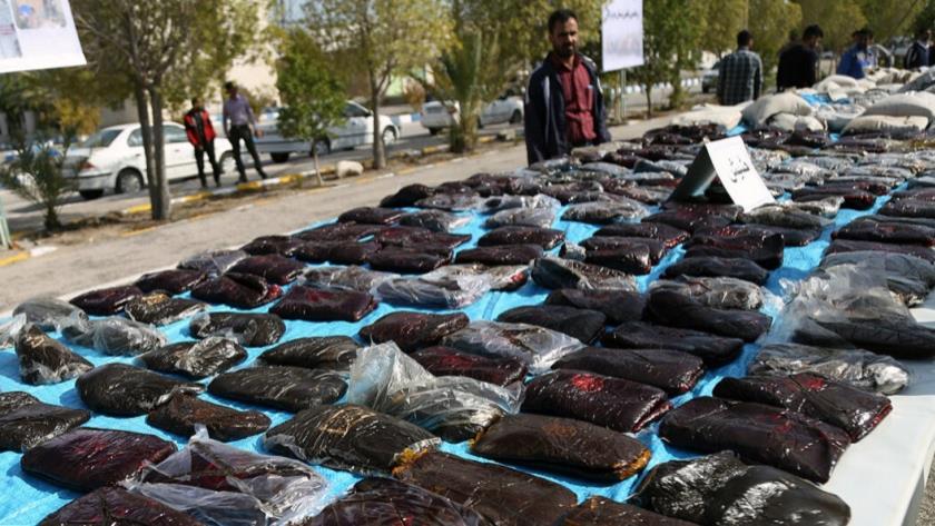 Iranpress: Over one ton of narcotics seized in Iran