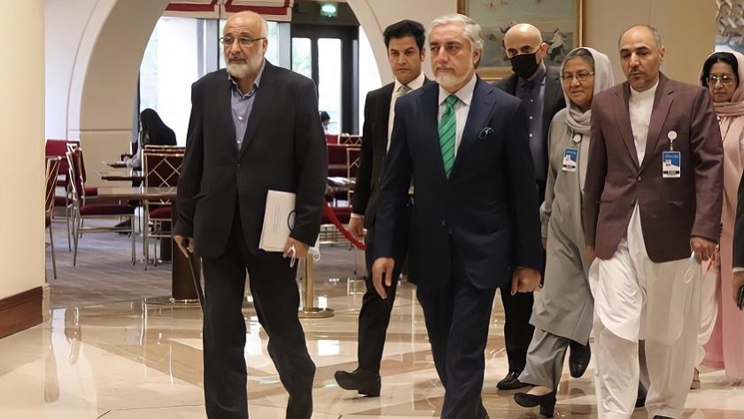Iranpress: Afghan delegation in Qatar seeks temporary asylum