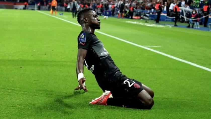 Iranpress: PSG wins 2-0 over Montpellier