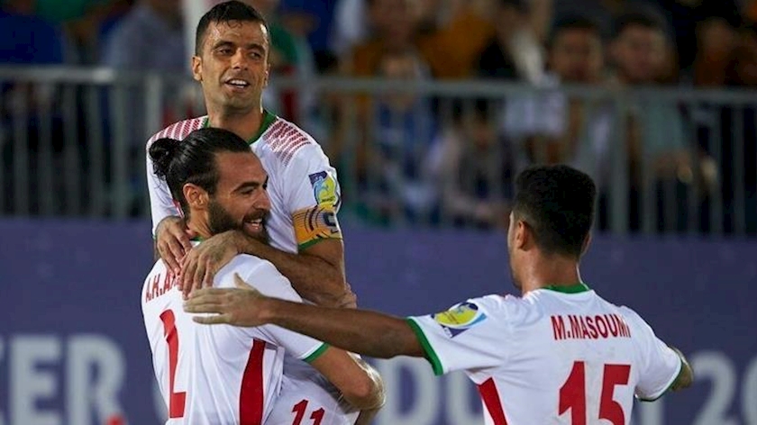 Iranpress: Iran defeats Paraguay at Intercontinental Beach Soccer Cup 2021