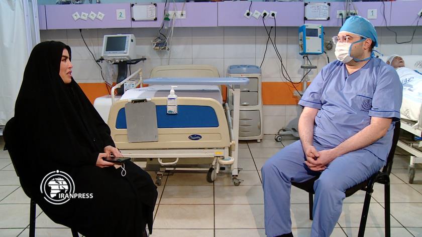 Iranpress: Surgeon explains rare organ transplant surgery in Iran