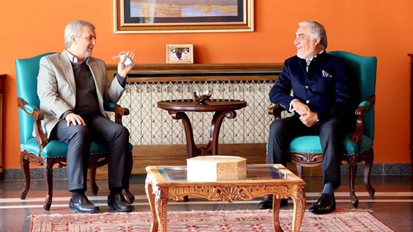 Iranpress: Iranian envoy, Afghan official urge continuing bilateral cooperation