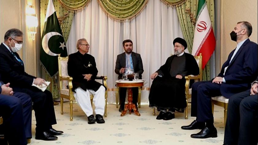 Iranpress: Iran determined to deepen comprehensive relations with Pakistan
