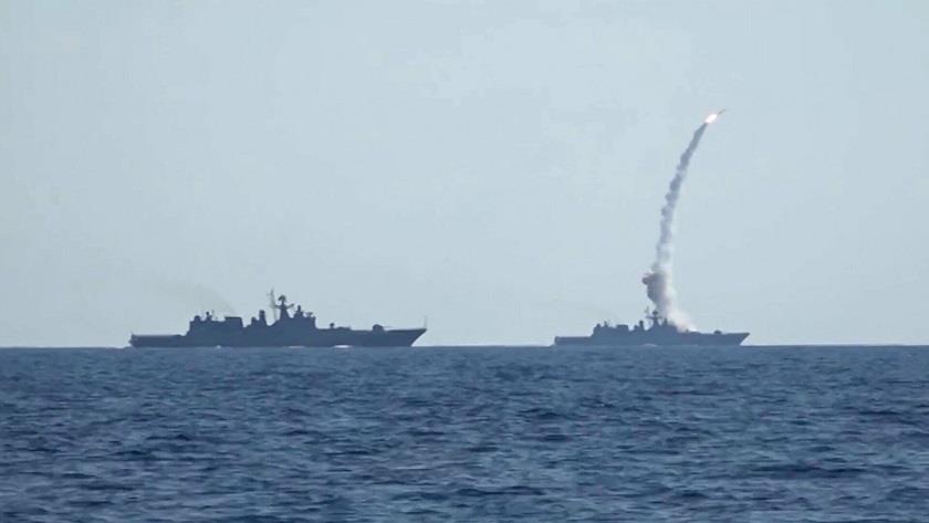 Iranpress: Russia, Egypt start joint military drill in Mediterranean sea
