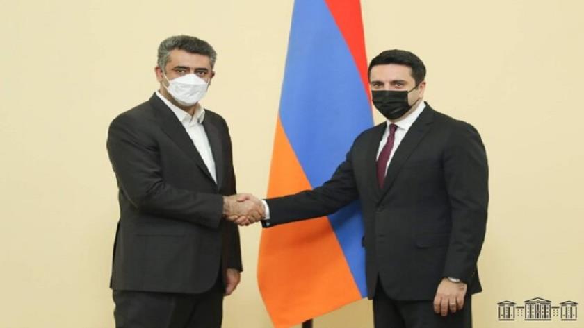 Iranpress: Armenia Parliament Speaker stresses cooperation with Iran
