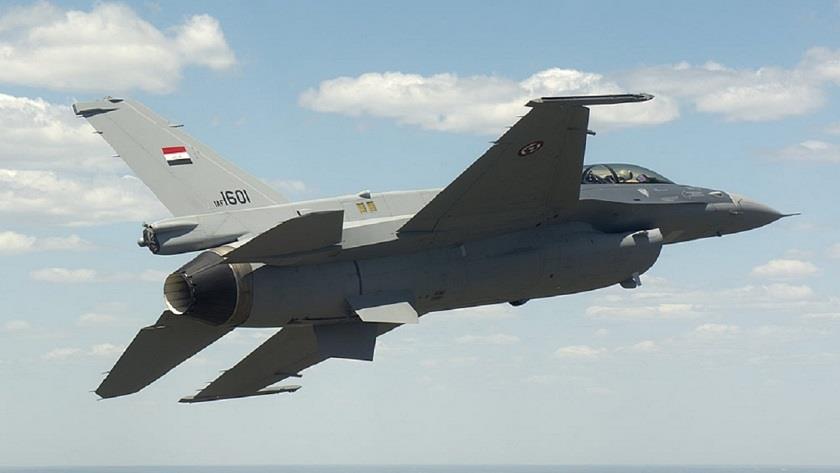 Iranpress: Iraqi fighter jets attack ISIS positions north of Baghdad