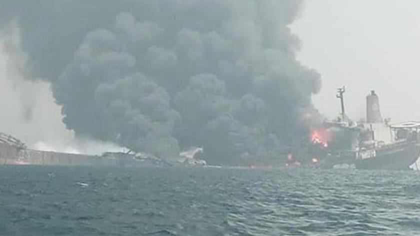 Iranpress: Vessel sinks after explosion in Nigerian waters 