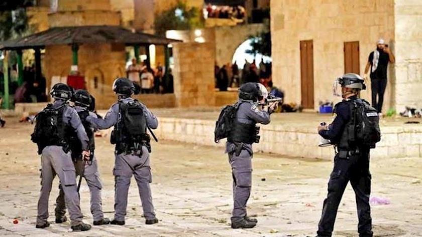 Iranpress: Venezuela condemns Israeli crimes in Al-Aqsa Mosque