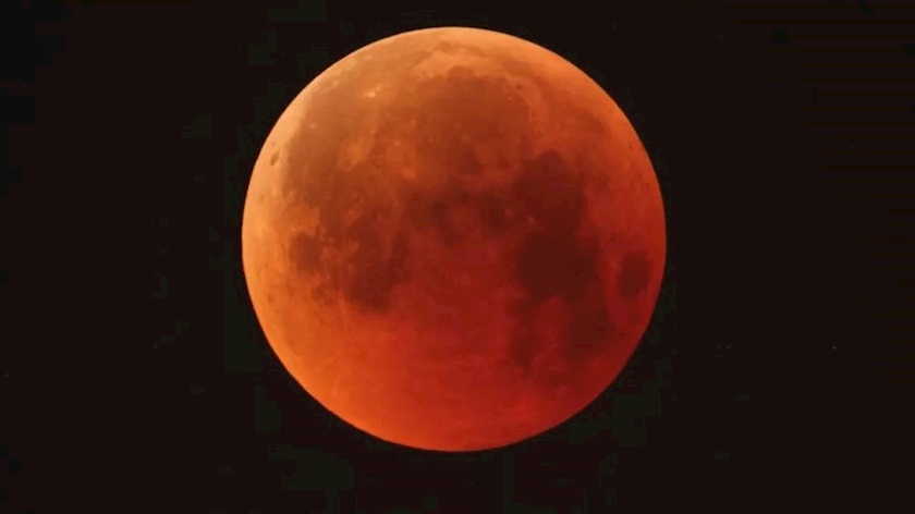 Iranpress: Blood Moon will be visible in parts of world
