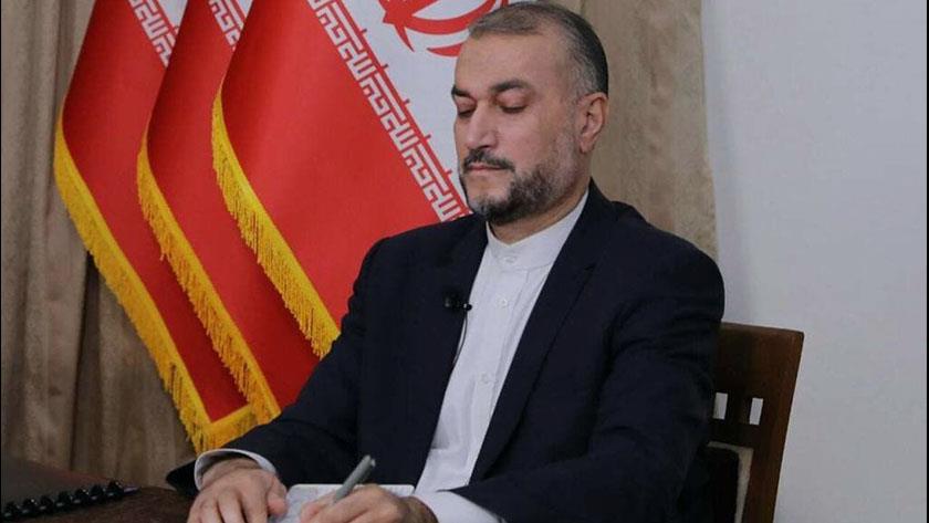 Iranpress: Iran FM corresponds to some of his counterparts about widespread dust in region
