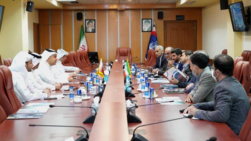 Iranpress: Qatar seeks shore-up in marine cooperation with Iran