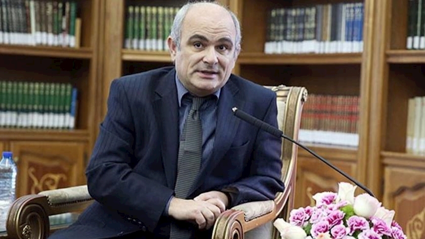 Iranpress: Moscow backs Tehran at BoG meeting: Russian envoy 