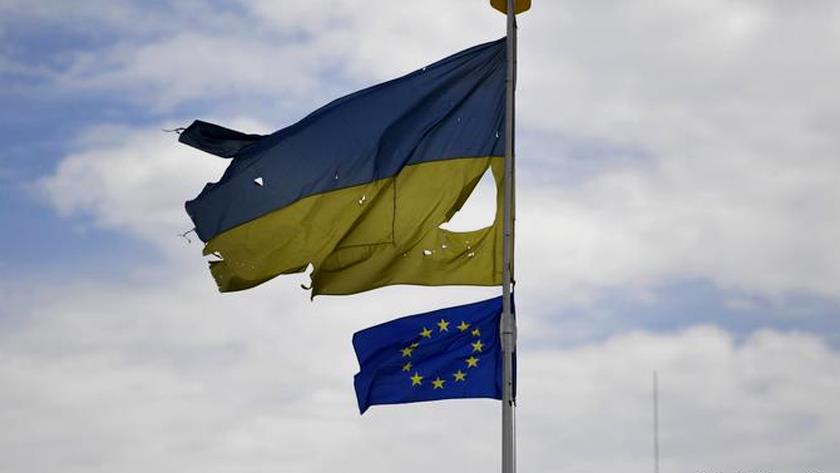 Iranpress: EU votes in favor of Ukraine’s candidacy