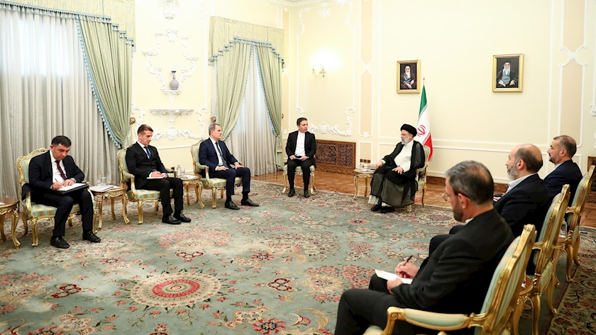 Iranpress: Improving Tehran-Baku relations leads to effective regional cooperation: Pres. Raisi