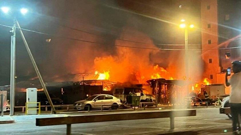 Iranpress: Large fire rages Israeli military base in center of Tel Aviv
