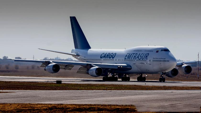 Iranpress: Argentina frees 12 Iranian, Venezuelan cargo plane crew
