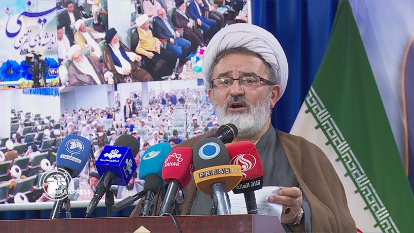Iranpress: Scientific conference on proximity thoughts of Imam Khomeini held in Kabul