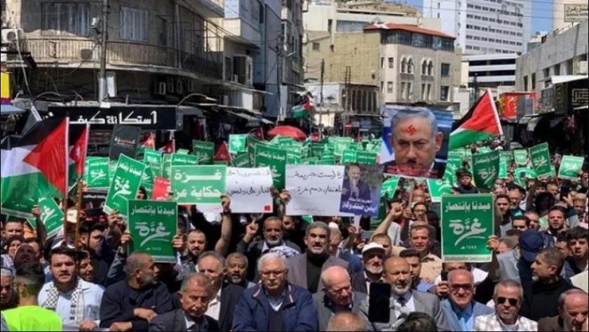 Iranpress: استمرار المظاهرات المساندة للشعب الفلسطيني في أنحاء العالم