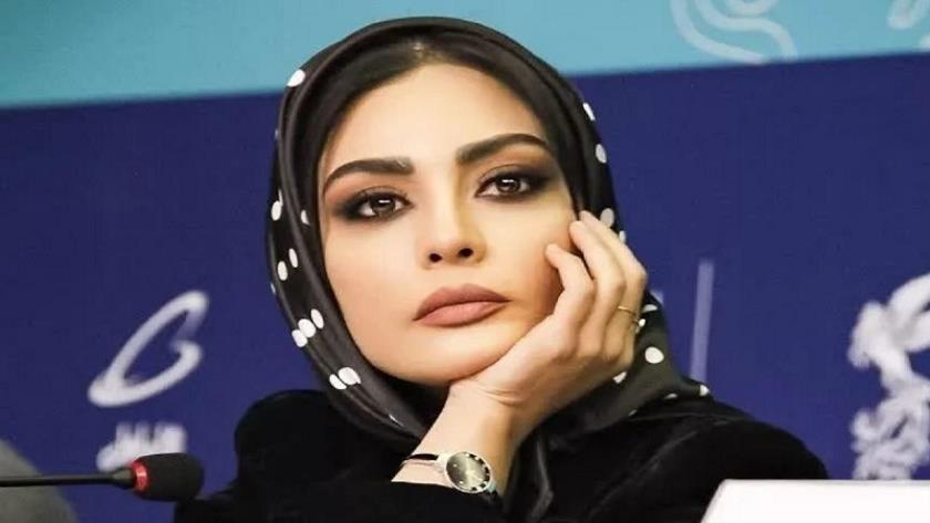 Iranpress: إيرانية تحصد جائزة أفضل ممثلة في مهرجان بيروت الدولي