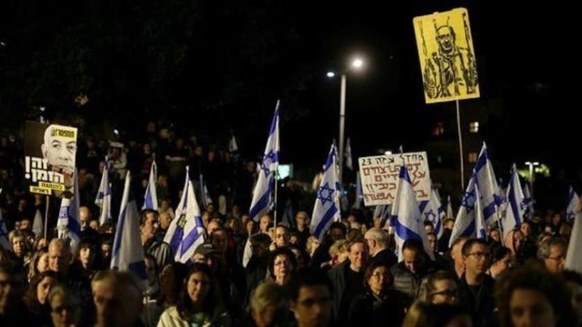 Iranpress: الاحتجاجات ضد رئيس الوزراء الإسرائيلي تتواصل في تل أبيب