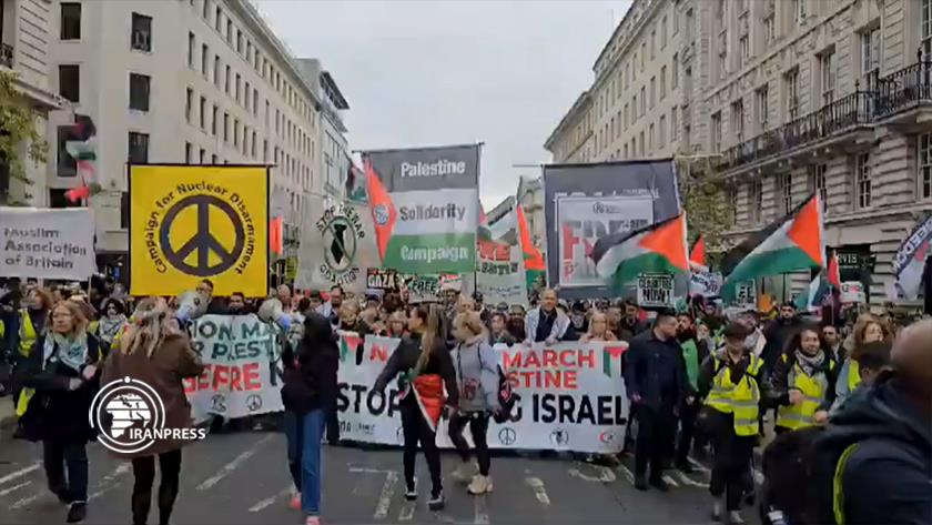 Iranpress: مظاهرة حاشدة في لندن تنادي بوقف الحرب على غزة + فيديو 