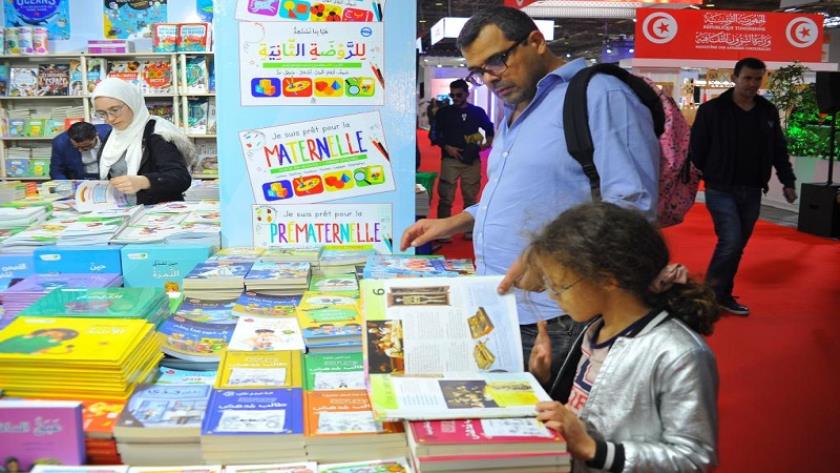ایران برس: معرض تونس للكتاب: طرد سفير إيطاليا واقتحام الجناح الفرنسي