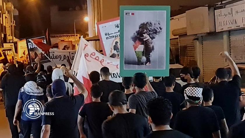 Iranpress: مسيرة شعبية في البحرين تضامنًا مع فلسطين وغزة