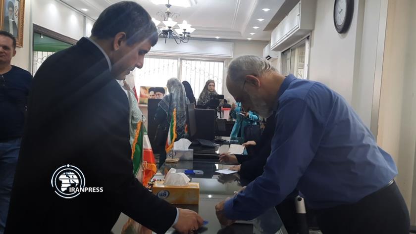 Iranpress: إجراء الجولة الثانية من انتخابات الرئاسة الإيرانية في الدول العربية