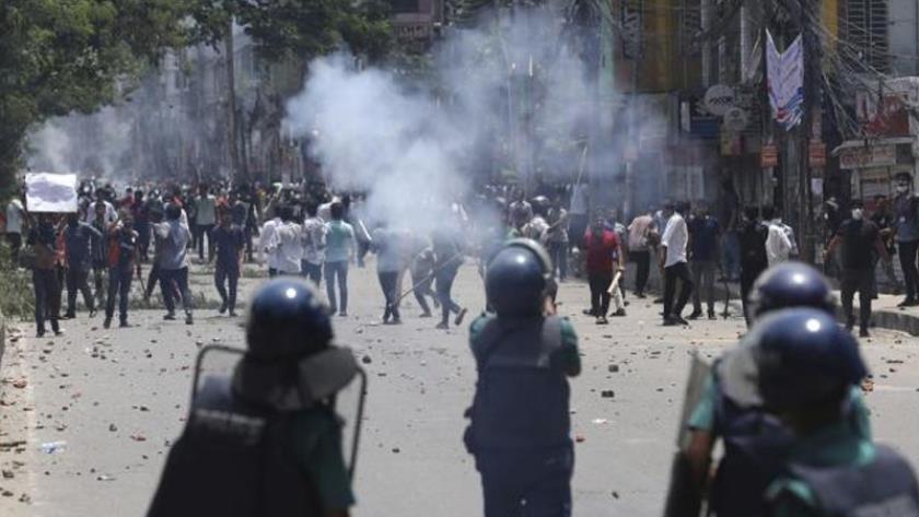 Iranpress: ارتفاع حصيلة قتلى احتجاجات الطلابية في بنجلاديش إلى 105