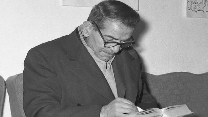 Iranpress: إحياء ذكرى الشاعر الإيراني الكبير ’’شهريار‘‘ في اليوم الوطني للشعر والأدب الفارسي