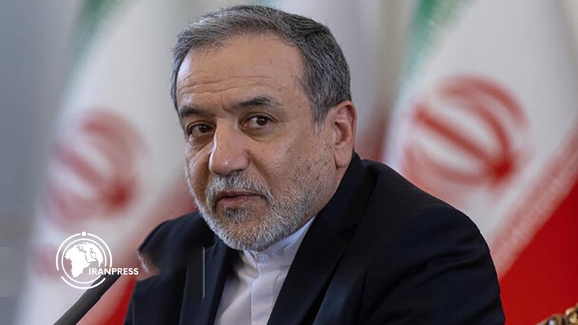 Iranpress: عراقجي يرد على تصريحات نظيره البولندي.. تكرار مزاعم واهية لا يحل ايّ مشكلة