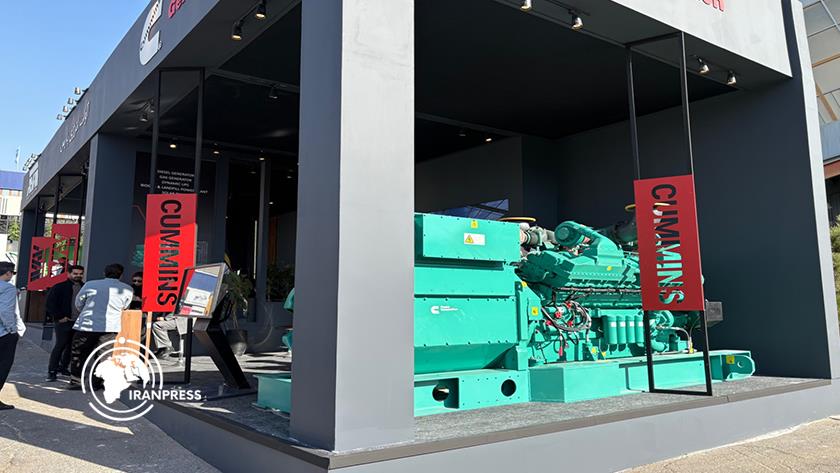 Iranpress: انطلاق المعرض الدولي الـ25 لصناعة الكهرباء في إيران