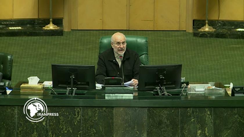 Iranpress: قالیباف يحذر: ردّ إيران على أي تهديد سيكون غير متوقع