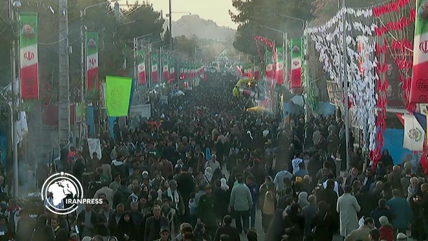 Iranpress: الذكرى السادسة لاستشهاد قائد القلوب؛ الشعب الإيراني يجدد عهده بالوفاء + فيديو