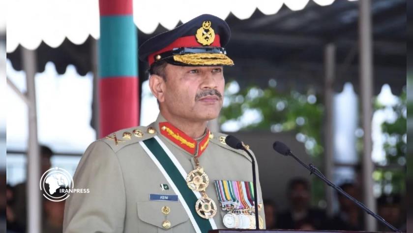 Iranpress: وفد باكستاني رفيع المستوى في طريقه إلى إيران